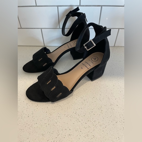 Additional heels size 7W (black) - Picture 3 of 4